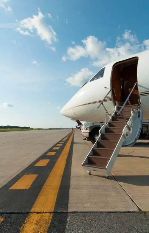 L’aviation d’affaires : Zoom sur une industrie qui s'adapte 2 L’aviation d’affaires : Zoom sur une industrie qui s'adapte 2